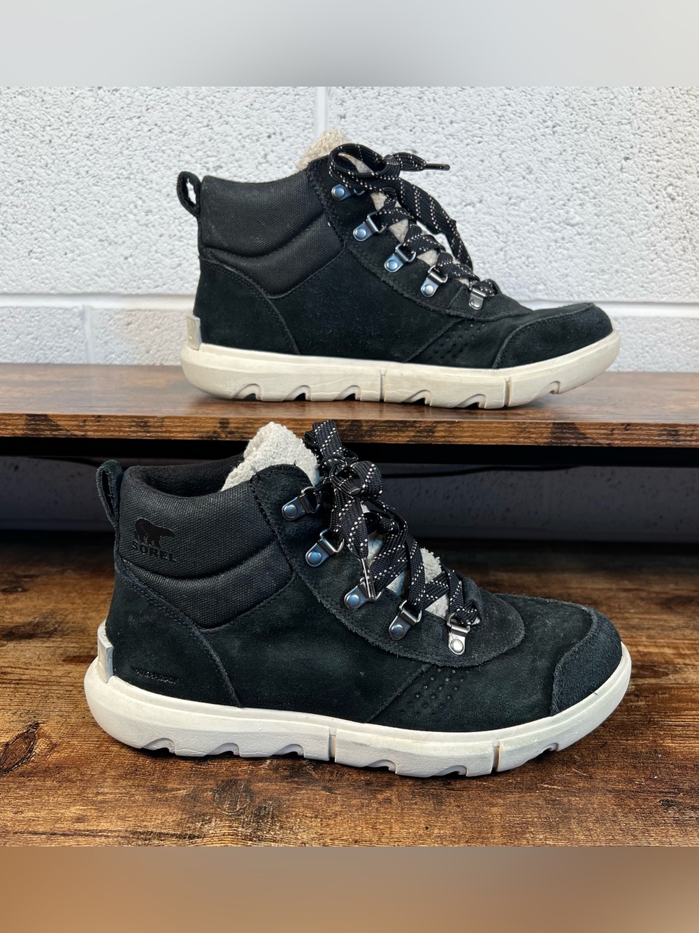 Sorel Boots‎ Black Winter Waterproof Suede Low Sherpa Trim Women's 9.5